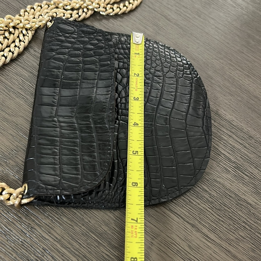 J.J Winters Elegant Black Crocodile-Embossed Bag with Gold Chain - Picture 7 of 9